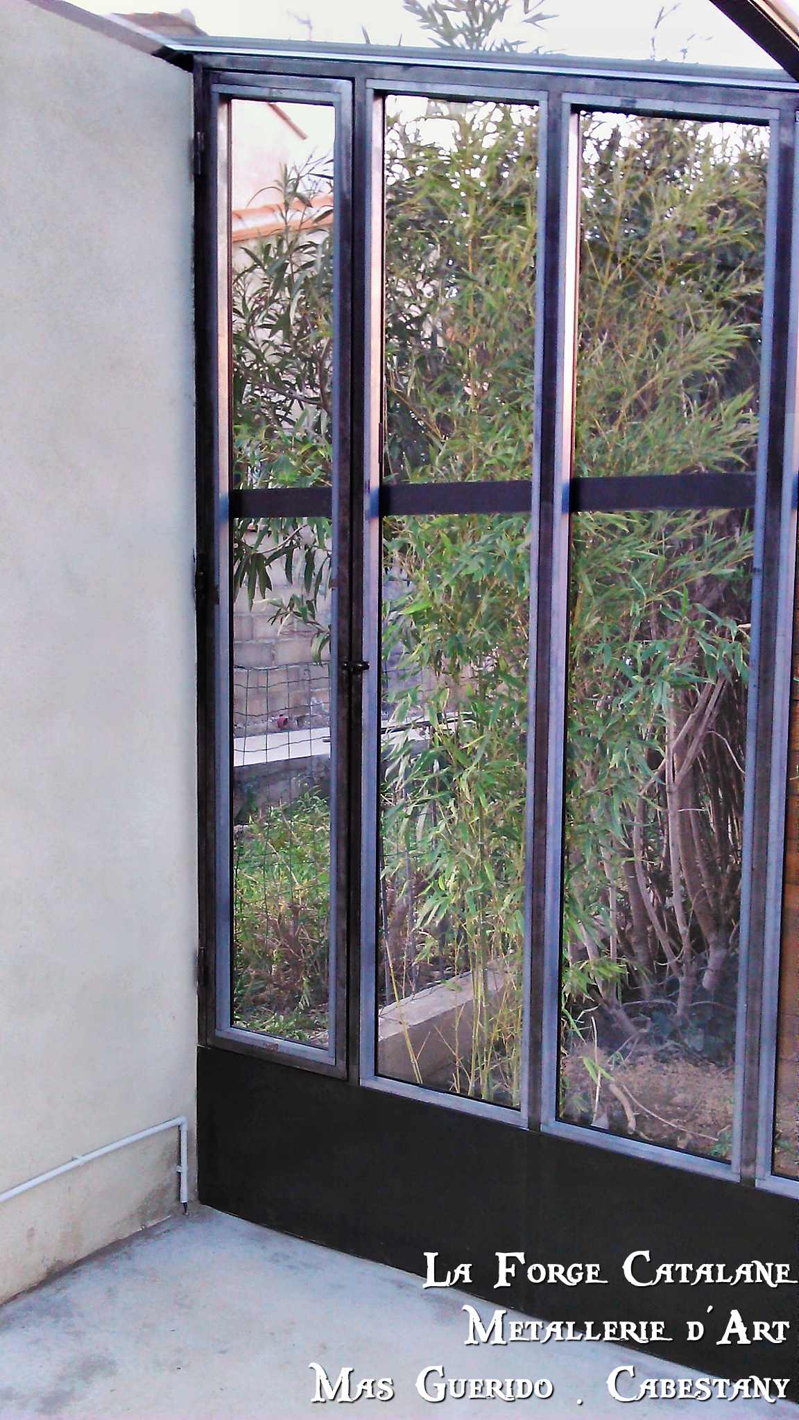 verriere ancien atelier local artiste elne 9 Forge Catalane.jpg